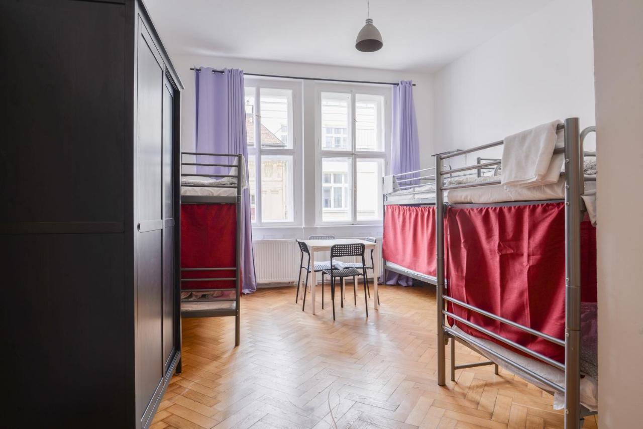 Globe Hostel Prague Adults Only Ngoại thất bức ảnh