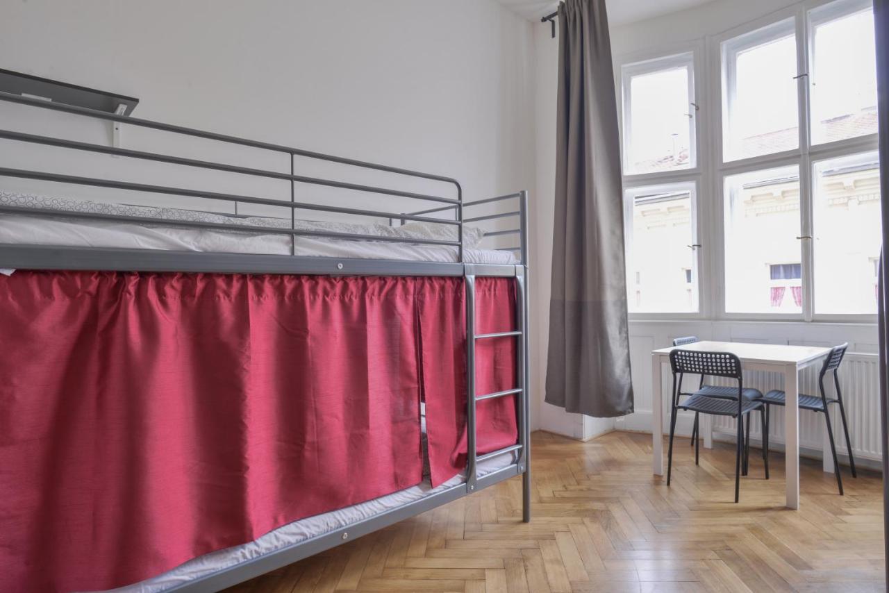 Globe Hostel Prague Adults Only Ngoại thất bức ảnh